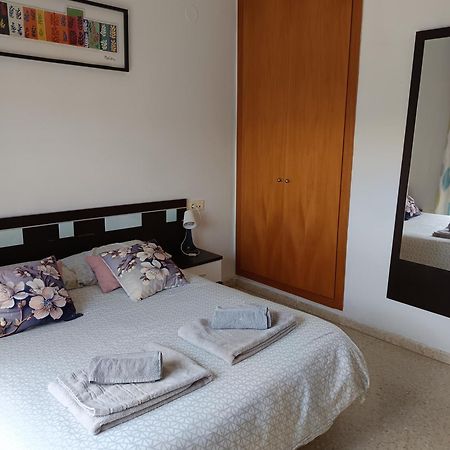 Apartamento Disfruta Granada,incluso con tu mascota Parking Exterior foto