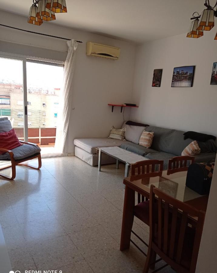 Apartamento Disfruta Granada,incluso con tu mascota Parking Exterior foto