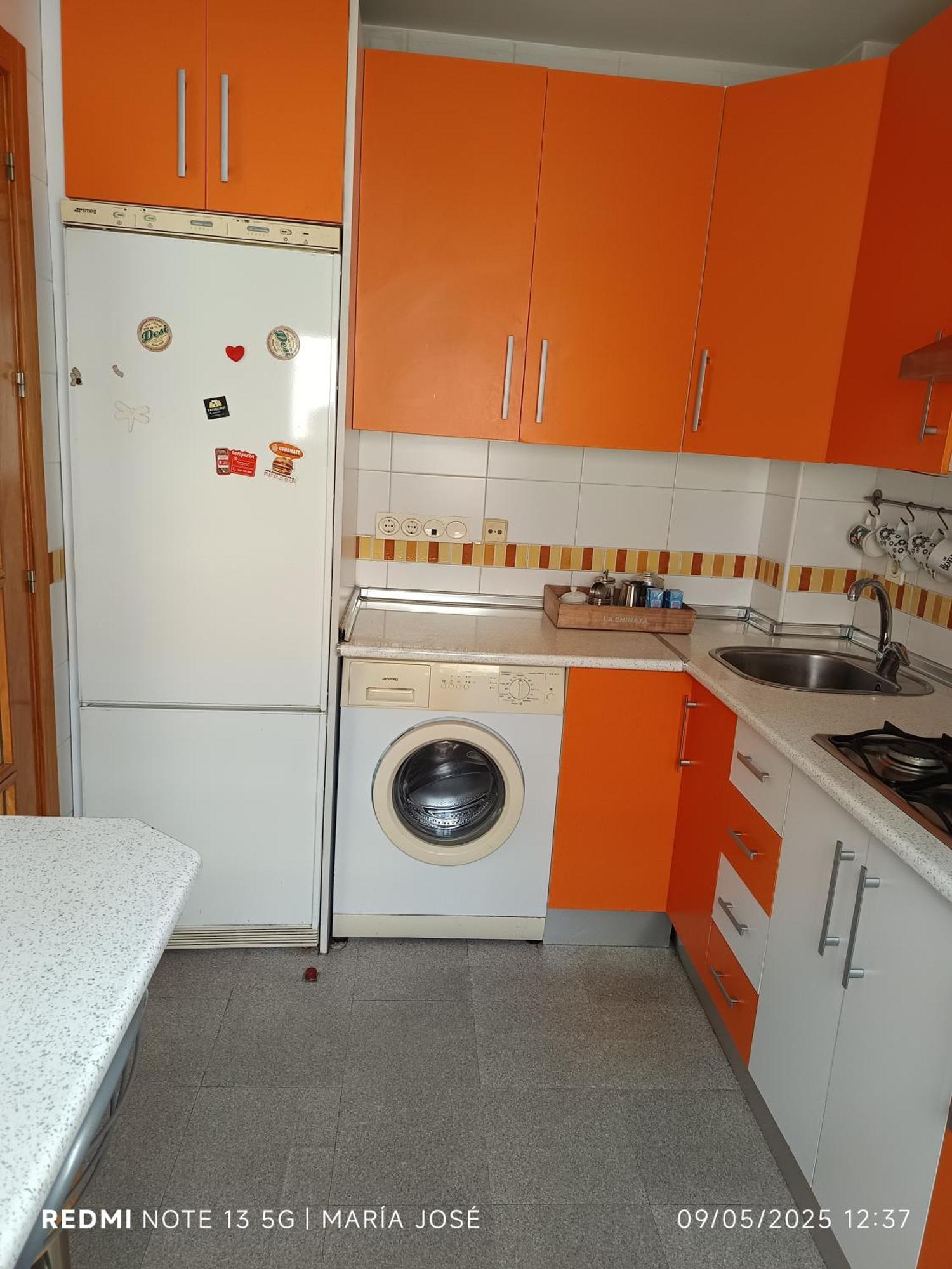 Apartamento Disfruta Granada,incluso con tu mascota Parking Exterior foto